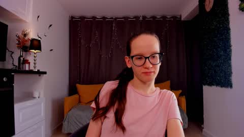 Sara online show from 02-09-25, 10:21