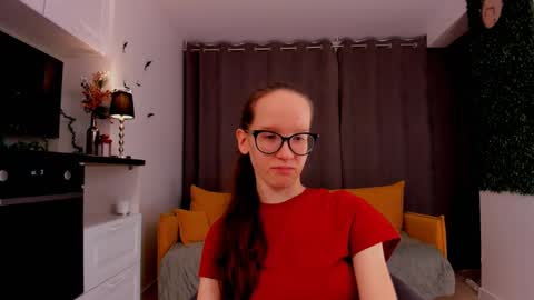 Sara online show from 02-16-25, 04:10