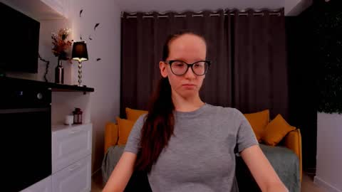 Sara online show from 02-23-25, 07:17