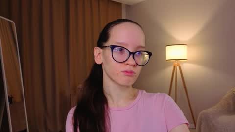 Sara online show from 01-15-26, 04:11