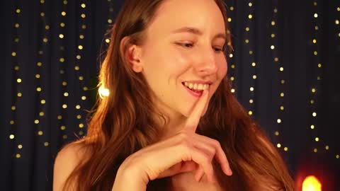 Lynn online show from 02-04-25, 01:06