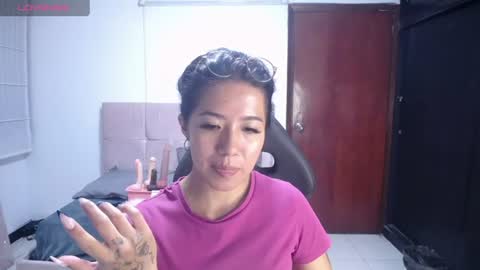 Snapshot of lynn_turner_ chatting on 06-10-26, 01:21 lynn_turner_ online show from 06-10-26, 01:21