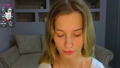 Lynn online show from 09-27-25, 06:02