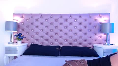 Snapshot of lyra_gh chatting on 01-28-25, 07:53 LYRA online show from 01-28-25, 07:53