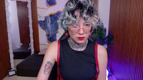 lyra_tay online show from 07-26-26, 01:40