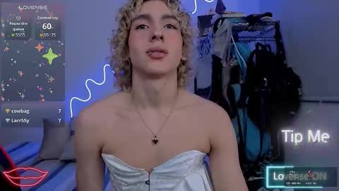 Lyric online show from 12-01-25, 11:43