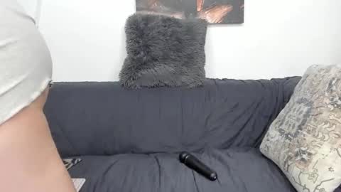 Snapshot of lysaaaa chatting on 01-13-25, 09:52 Lisa online show from 01-13-25, 09:52