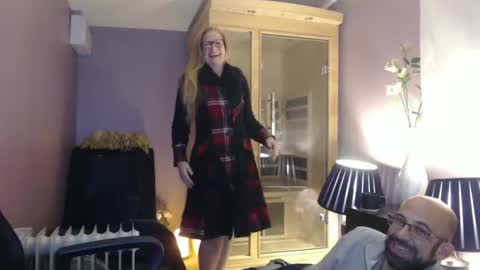 lyssaradivine online show from 11-02-25, 10:23