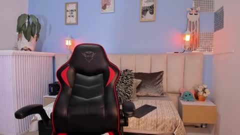 Lizzy smith  online show from 01-27-25, 11:11