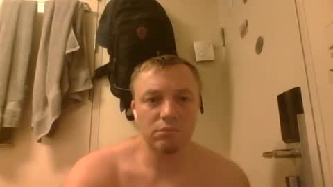 Snapshot of m15kala chatting on 11-16-25, 08:31 m15kala online show from 11-16-25, 08:31