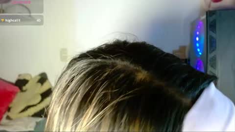 Snapshot of m1la_18 chatting on 05-13-26, 04:21 mila online show from 05-13-26, 04:21