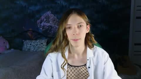 Snapshot of m1shq chatting on 11-22-25, 07:02 m1shq online show from 11-22-25, 07:02