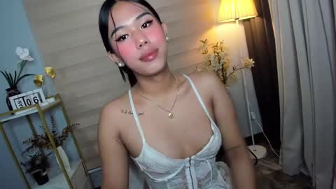 Janelovesu online show from 01-05-25, 06:02