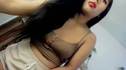 Snapshot of m1ssjanelana69 chatting on 06-10-26, 12:00 Janelovesu online show from 06-10-26, 12:00