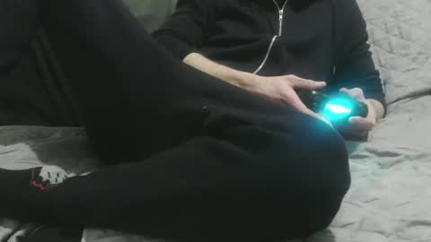 m4dh4tter24 online show from 01-06-25, 09:11