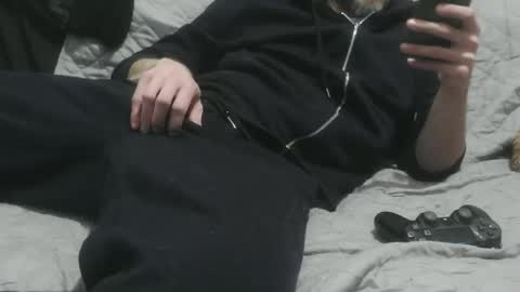 m4dh4tter24 online show from 01-09-25, 10:31