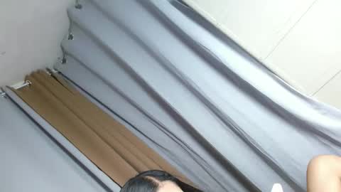 Snapshot of m4dis0nxxxx chatting on 12-13-25, 08:14 maddison online show from 12-13-25, 08:14