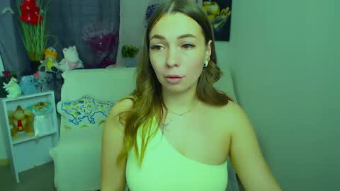 Vikki online show from 04-23-26, 05:15