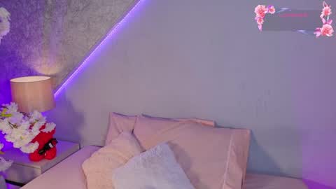 Snapshot of maaluuh chatting on 05-26-26, 05:31 Malu Lopez online show from 05-26-26, 05:31