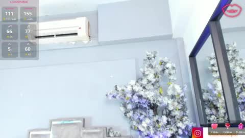 Snapshot of maaracooper chatting on 05-19-26, 03:46 Maraacooper online show from 05-19-26, 03:46