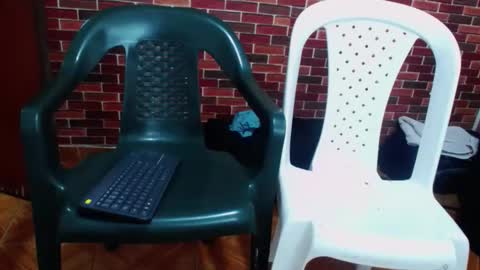 Snapshot of maaster420 chatting on 01-09-25, 12:03 itgram pezlo josue online show from 01-09-25, 12:03