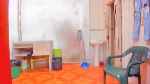 Snapshot of maaster420 chatting on 01-21-25, 12:29 itgram pezlo josue online show from 01-21-25, 12:29