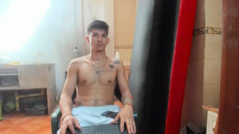 Snapshot of maaster420 chatting on 02-07-25, 07:27 itgram pezlo josue online show from 02-07-25, 07:27