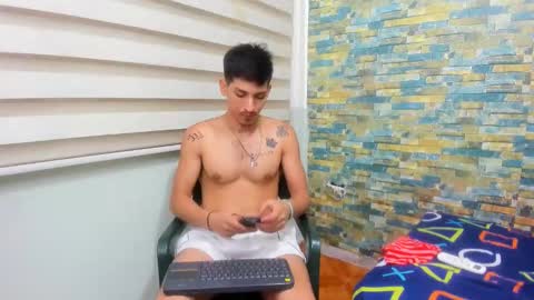 Snapshot of maaster420 chatting on 02-10-25, 04:14 itgram pezlo josue online show from 02-10-25, 04:14