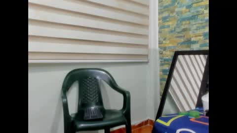 Snapshot of maaster420 chatting on 02-17-25, 02:20 itgram pezlo josue online show from 02-17-25, 02:20