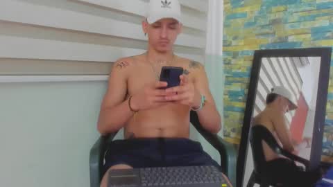 Snapshot of maaster420 chatting on 02-21-25, 06:37 itgram pezlo josue online show from 02-21-25, 06:37