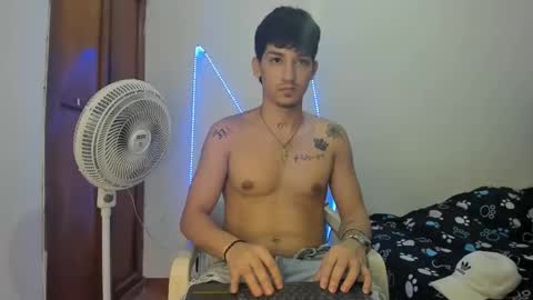 Snapshot of maaster420 chatting on 09-24-25, 12:36 itgram pezlo josue online show from 09-24-25, 12:36