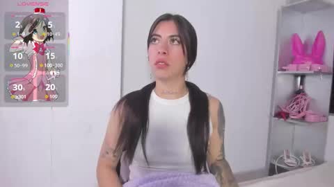 Snapshot of maazikeen chatting on 09-16-25, 09:32 Mazikeen  online show from 09-16-25, 09:32