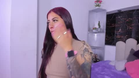 Snapshot of maazikeen chatting on 10-23-25, 09:08 Mazikeen  online show from 10-23-25, 09:08