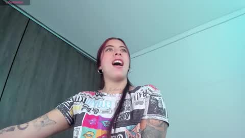 Snapshot of maazikeenx chatting on 02-03-26, 03:39 Sara online show from 02-03-26, 03:39