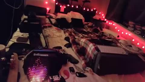 mac1119 online show from 03-08-26, 09:35