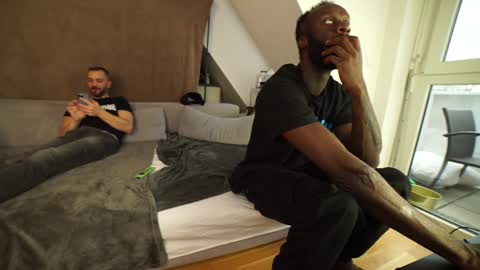 Mac Troy online show from 12-08-24, 12:52