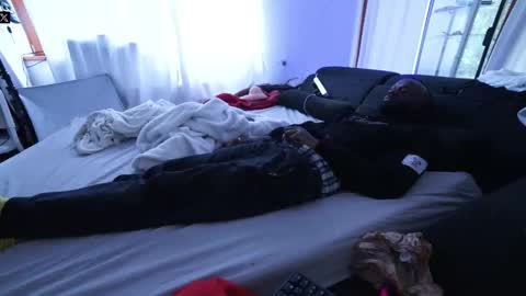 Mac Troy online show from 10-01-25, 09:59