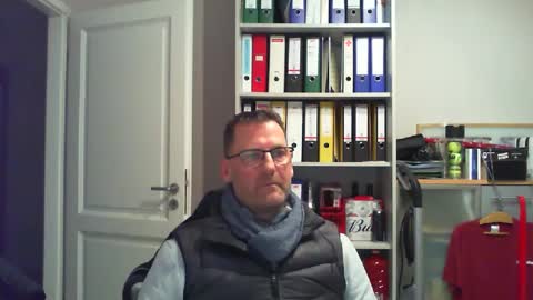 macfly67 online show from 02-03-25, 04:41