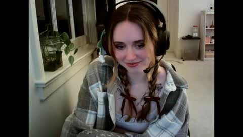 maia online show from 05-07-26, 05:57