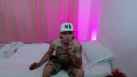 Snapshot of machine_gun27 chatting on 01-12-25, 01:42 machine_gun27 online show from 01-12-25, 01:42