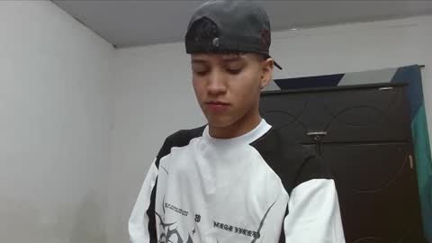 MACHO DOMINANTE online show from 10-24-25, 11:23