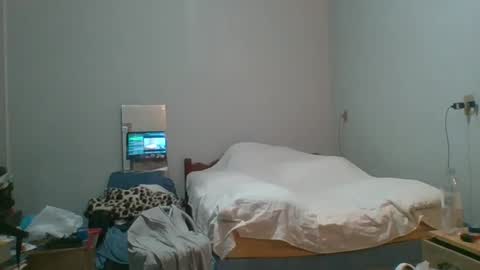 MACHOLIVRE online show from 01-03-25, 09:58