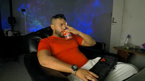 Snapshot of machohandsome chatting on 06-07-26, 08:56 Javier papichulo master how do you want online show from 06-07-26, 08:56
