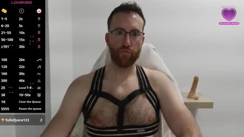 Snapshot of machohiberiko chatting on 03-11-25, 06:08 Jota online show from 03-11-25, 06:08