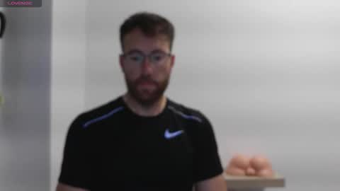 Snapshot of machohiberiko chatting on 10-16-25, 08:32 Jota online show from 10-16-25, 08:32