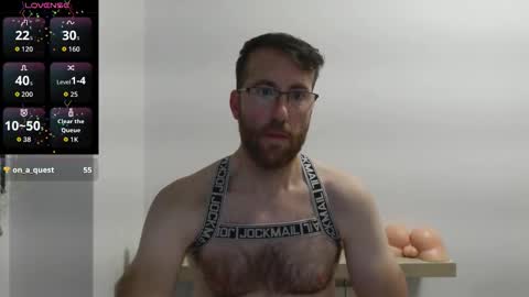 Snapshot of machohiberiko chatting on 12-02-25, 06:36 Jota online show from 12-02-25, 06:36