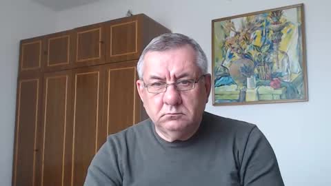 Snapshot of machomale3 chatting on 04-30-26, 12:22 Macho online show from 04-30-26, 12:22