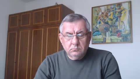 Snapshot of machomale3 chatting on 05-01-26, 04:22 Macho online show from 05-01-26, 04:22
