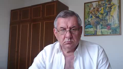 Snapshot of machomale3 chatting on 05-05-26, 03:53 Macho online show from 05-05-26, 03:53