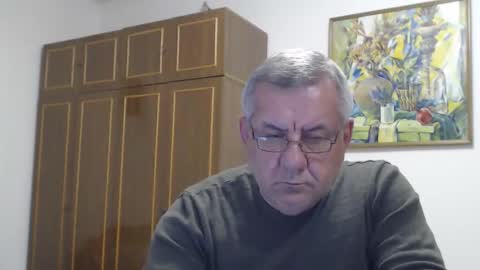 Snapshot of machomale3 chatting on 05-08-26, 07:08 Macho online show from 05-08-26, 07:08